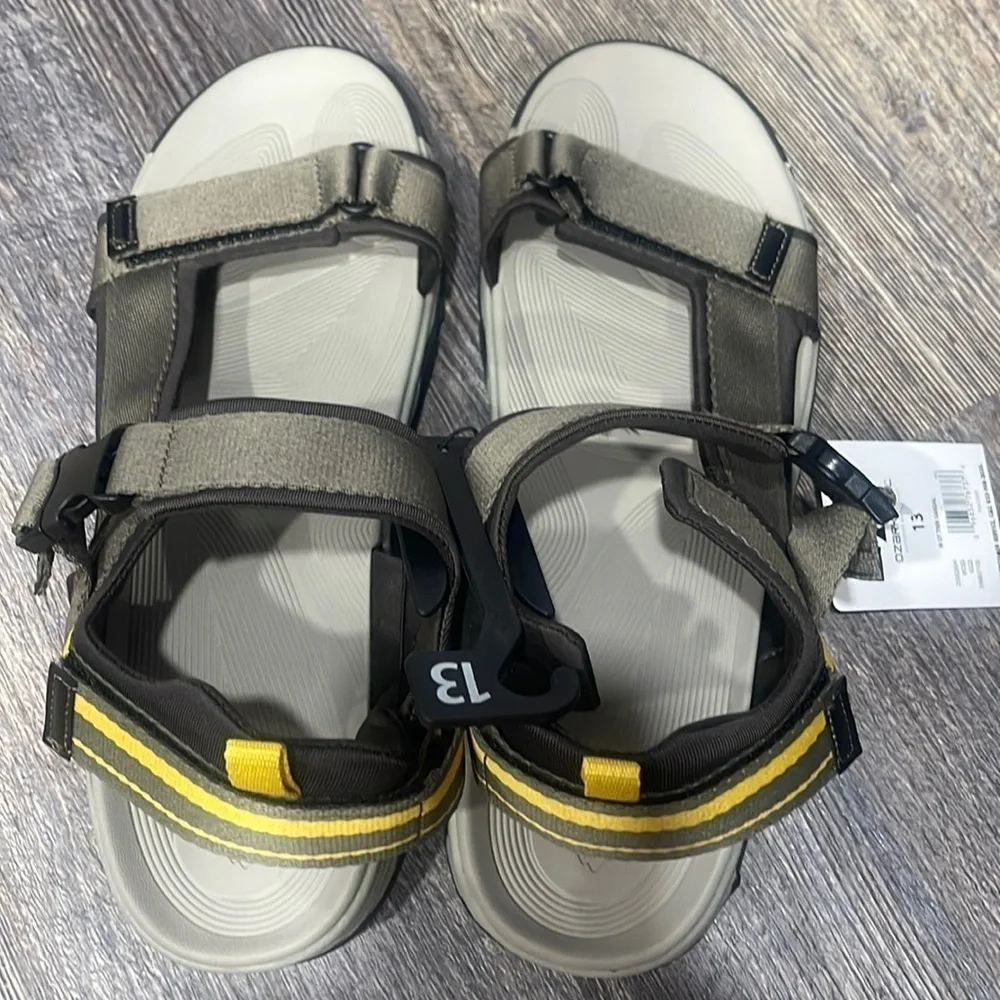 Ozark Trail men’s sandals